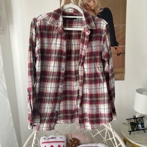 Plaid Button-Up Shirt in Red and White